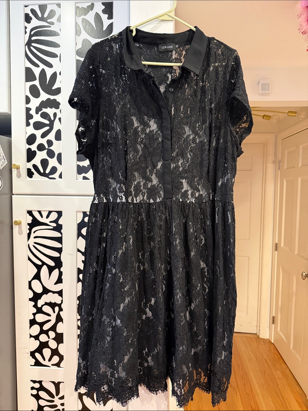 Black Lace Short Sleeve Dress